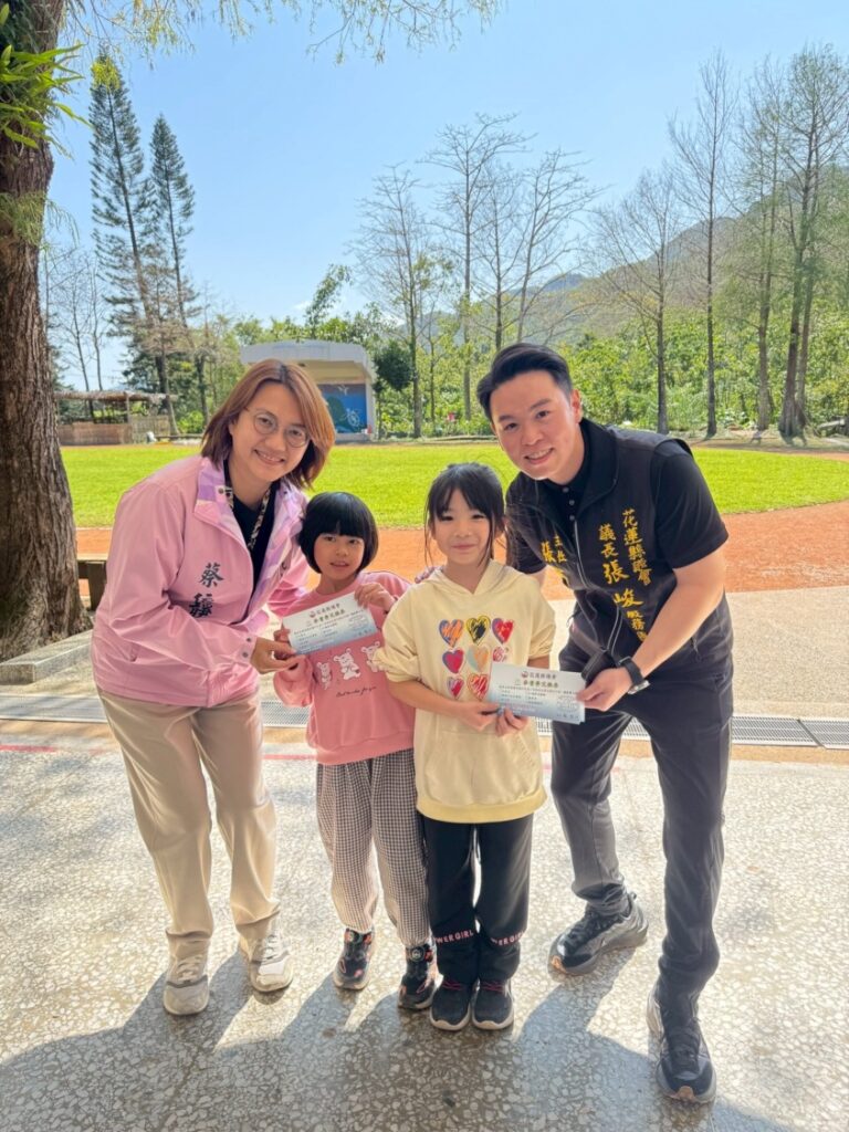 60校童笑開懷！｜張峻議長攜手議員送暖偏鄉提早歡慶兒童節 | 數位公益領導者｜共創社會影響力｜亞太搜尋引擎產業協會