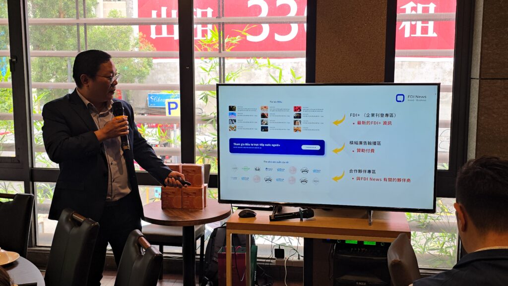 圖 / 黃振綱理事長 天地人網策略分享