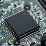 AMD跟進推出MI308 AI晶片 對抗Nvidia重返中國市場
