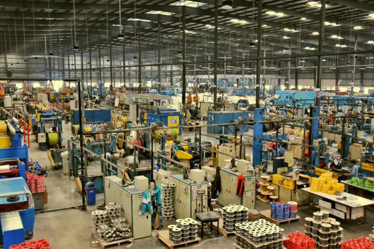 製造業碳排挑戰升高　國際大廠投入綠色能源工廠轉型