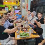 東協商貿發展策進會（東協商會）胡志明市辦公室於2025年12月20日晚間在胡志明市平新郡平治東區舉辦商務交流餐敘，商會顧問與各產業來賓齊聚互動，透過餐敘交流促進跨產業對接與合作契機（圖／越南東協商會辦公室提供）